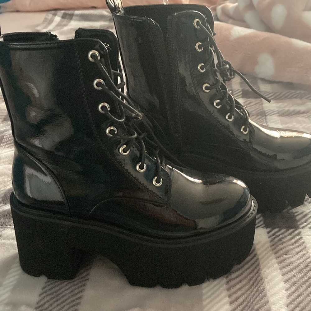 Platform Combat Boots Never Worn - image 3
